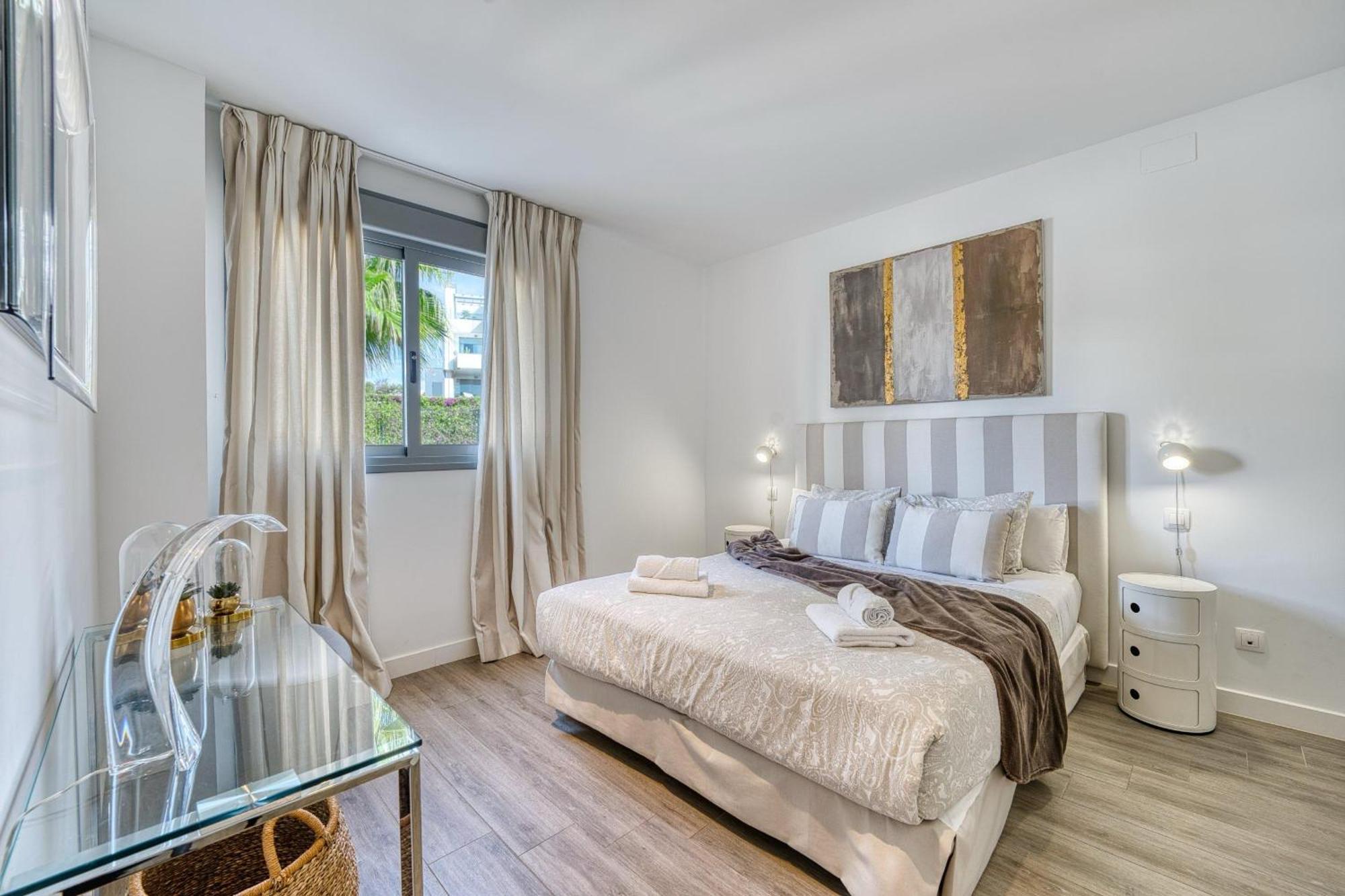 3070 Cabopino Luxury Apartemen