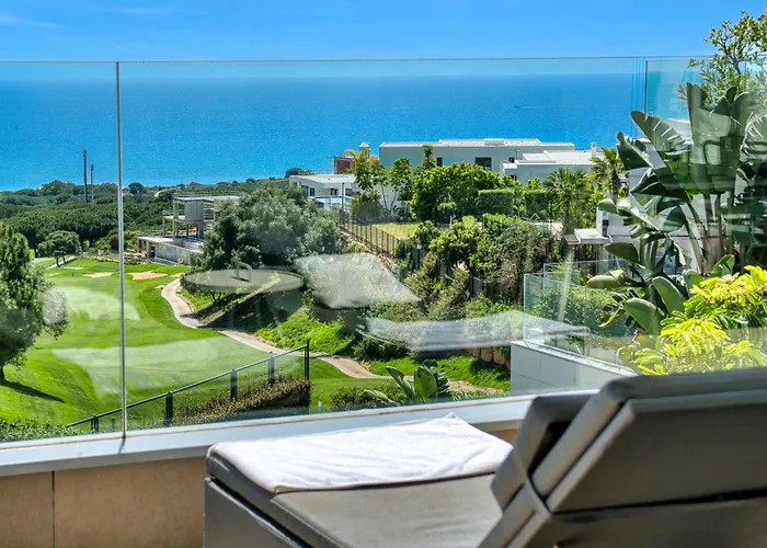 3070 Cabopino Luxury Apartment
