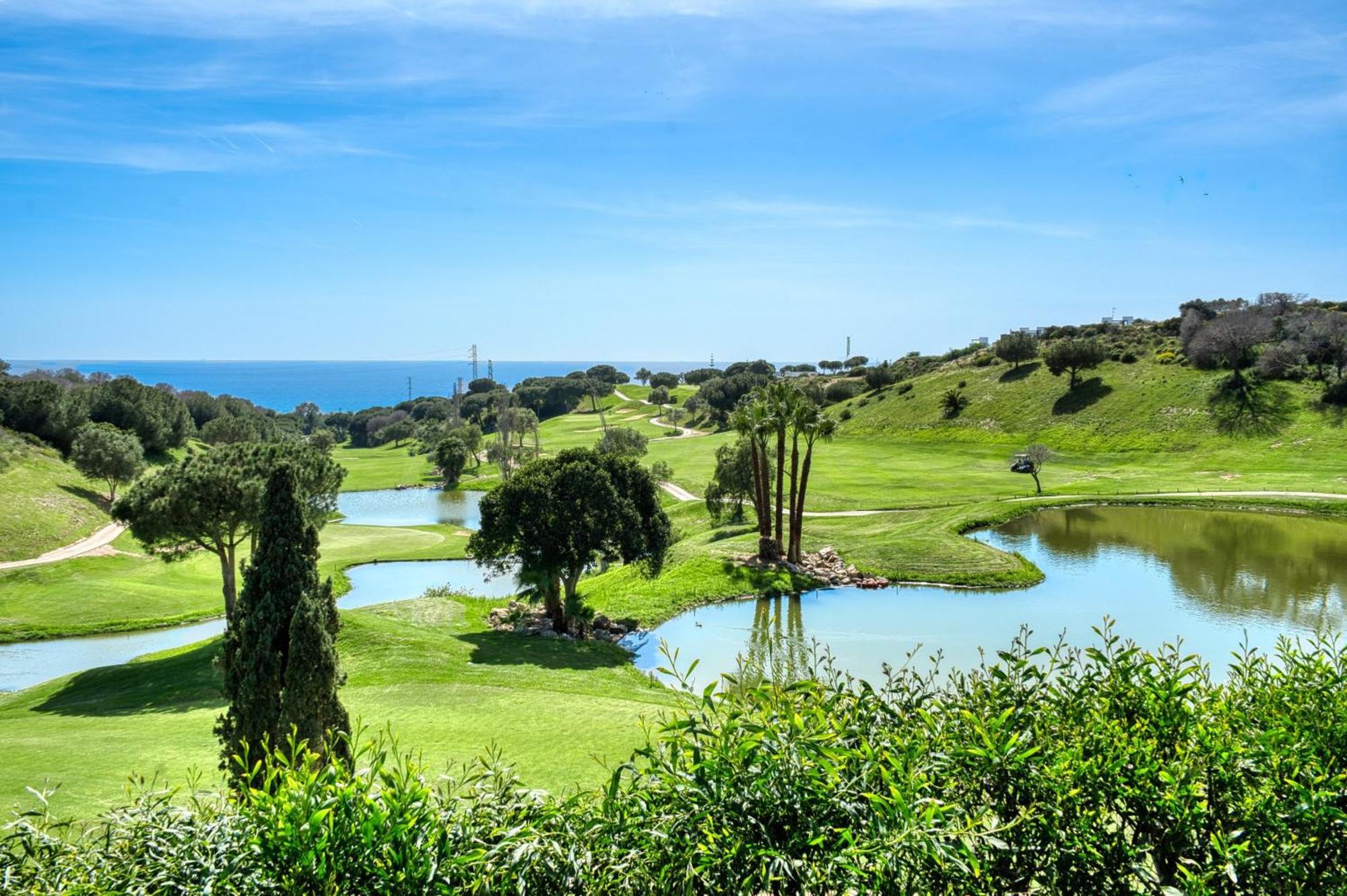 Apartment 3070 Cabopino Luxury Marbella